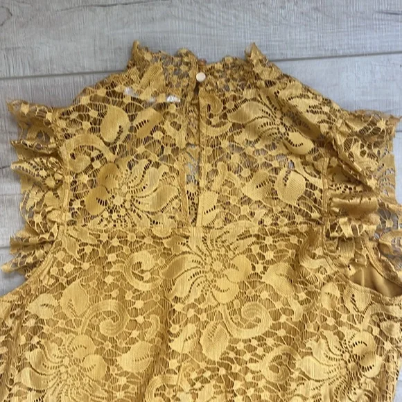 Living Doll Los Angeles Lace cocktail lace Dress yellow gold - Picture 4 of 4